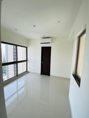 Room in 1 BHK Apartment at Squarefeet Grand Square, Anand Nagar – for Rent