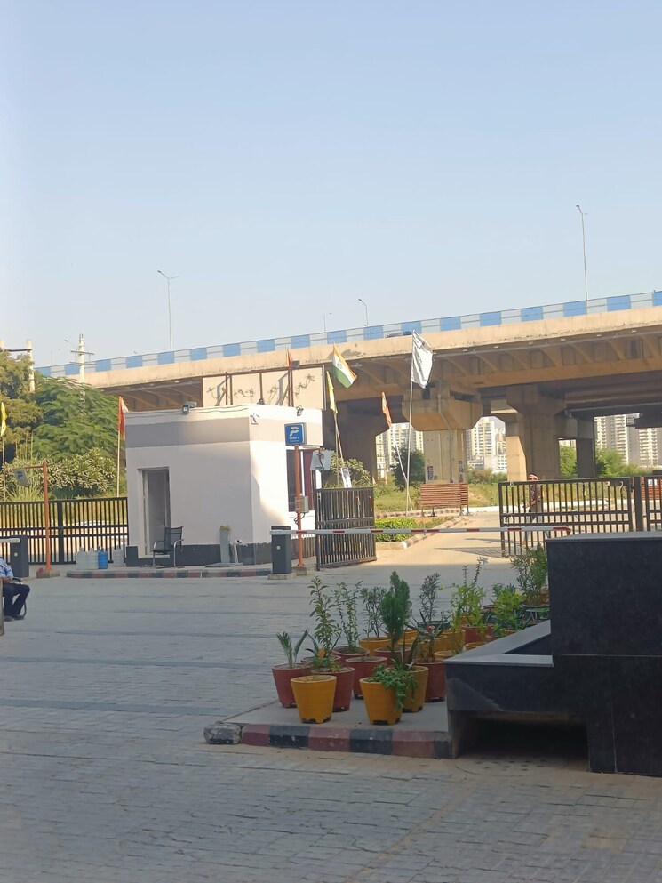 Master Bedroom, cosmos-express-99 3 Bedroom 1770 Sq.Ft. Apartment In Sector 99 Gurgaon 7979071