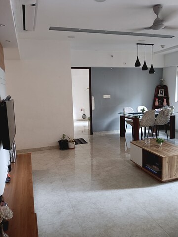 Master Bedroom in 3 BHK Apartment at Lodha Amara, Kolshet Road – for Sale