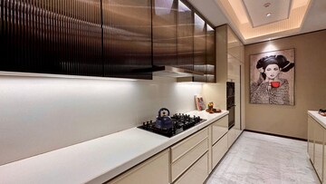 Balcony in 5 BHK Apartment at Lodha Tardeo, Tardeo – for Sale