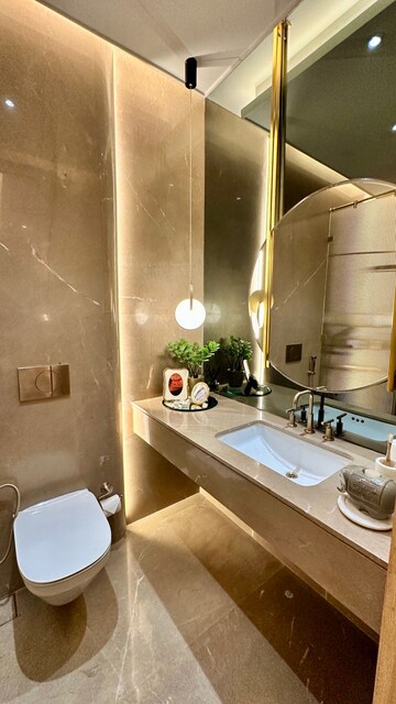 Attached Bathroom in 5 BHK Apartment at Lodha Tardeo, Tardeo – for Sale