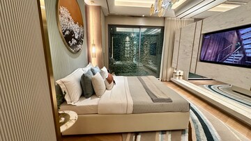 Bedroom in 5 BHK Apartment at Lodha Tardeo, Tardeo – for Sale