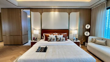 Bedroom in 5 BHK Apartment at Lodha Tardeo, Tardeo – for Sale