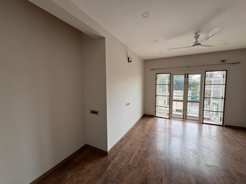 Room in 3 BHK Apartment at Fortune Square Cooke Town, Cooke Town – for Rent