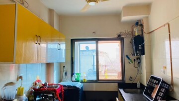 Room in  Pg at Santacruz East – for Rent
