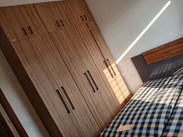 Furnished Amenities in 2.5 BHK Builder Floor at Model Town – for Rent