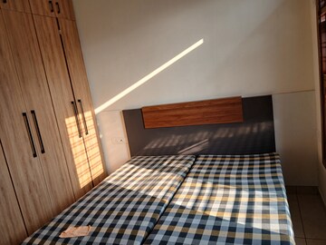Bedroom in 2.5 BHK Builder Floor at Model Town – for Rent