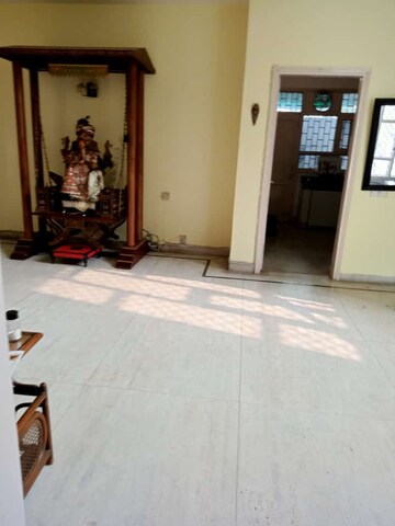 2 BHK Builder Floor For Rent in Paryavaran Complex