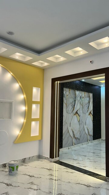 Building Lobby in 3 BHK Builder Floor at Uppal Jade, Sector 86 – for Sale