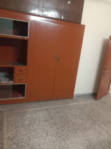 Room in 4 BHK Independent House at Vaishali Nagar – for Rent