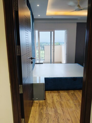 Kitchen in 1 BHK Villa at RWA Apartments, Sector 31 – for Rent