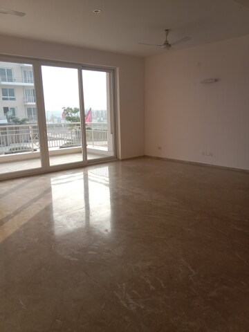Room in 4 BHK Apartment at Vatika Sovereign Park, Sector 99 – for Sale