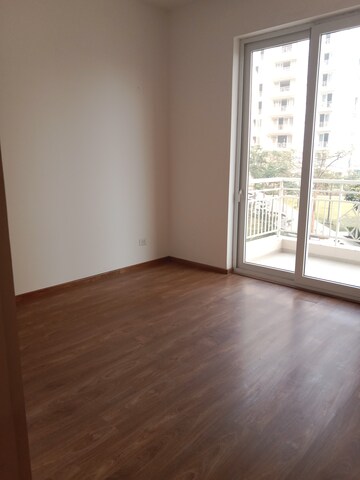 Room in 4 BHK Apartment at Vatika Sovereign Park, Sector 99 – for Sale