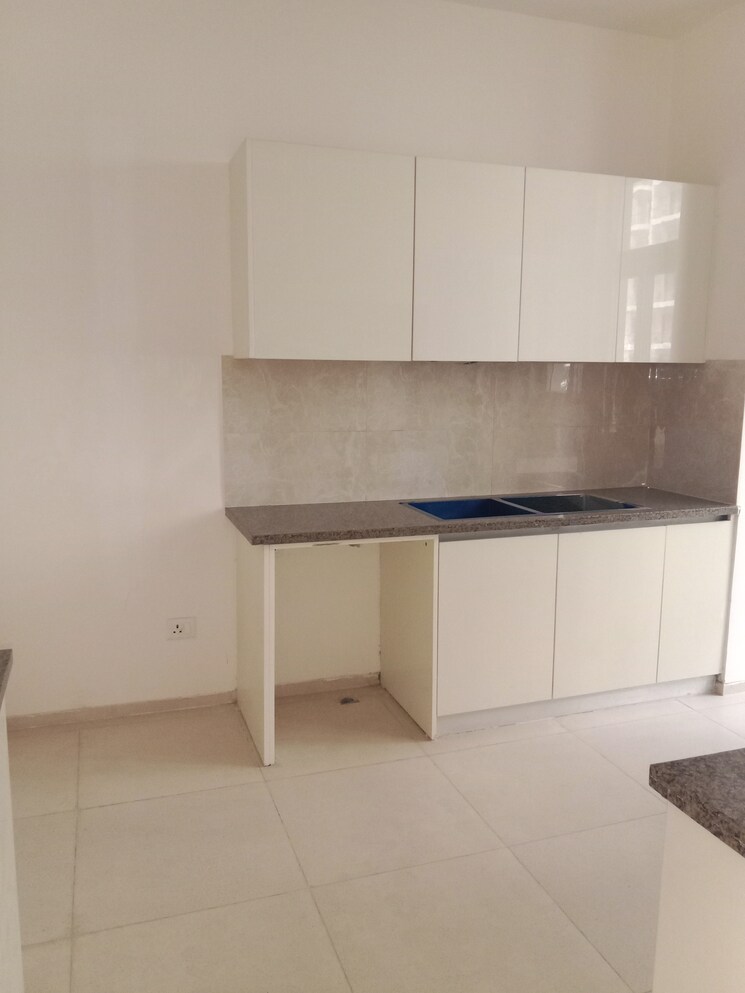 Kitchen, vatika-sovereign-park 4 Bedroom 3360 Sq.Ft. Apartment In Sector 99 Gurgaon 7979328