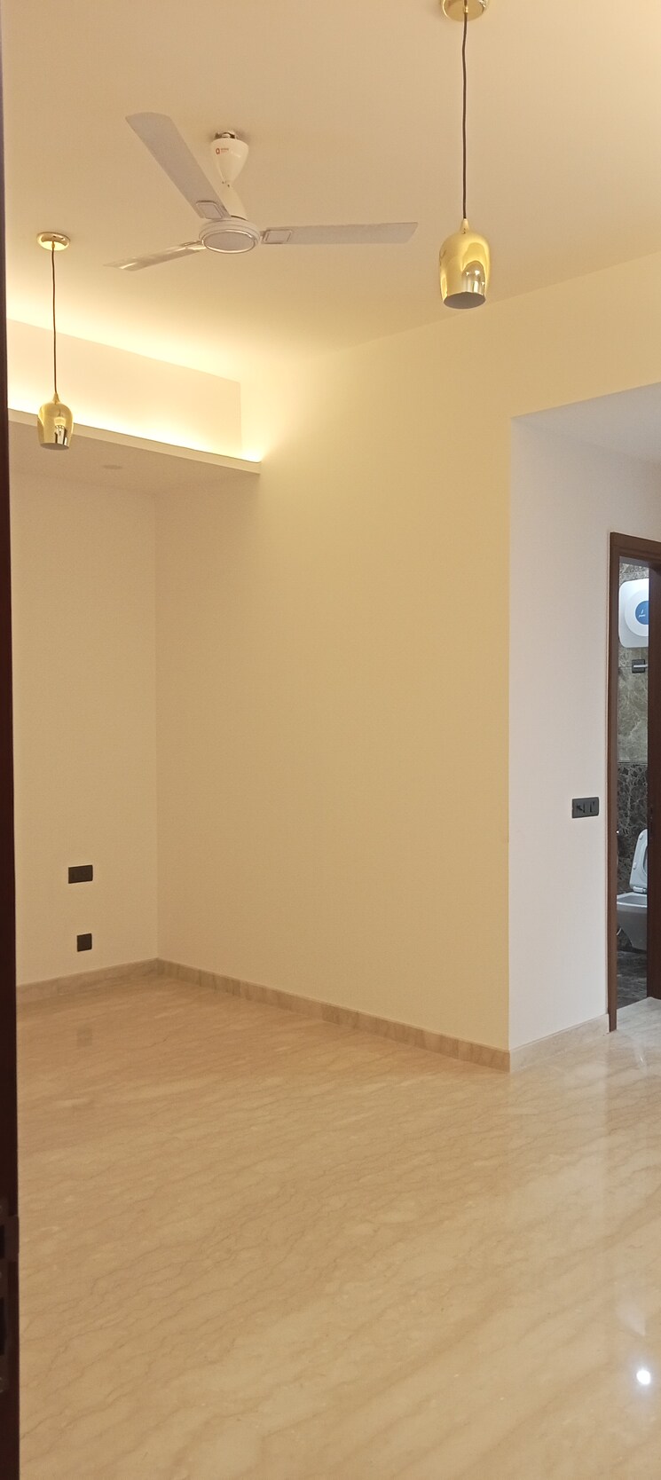 Room, panchsheel park 4 Bedroom 500 Sq.Yd. Builder Floor In Panchsheel Park Delhi 7979354