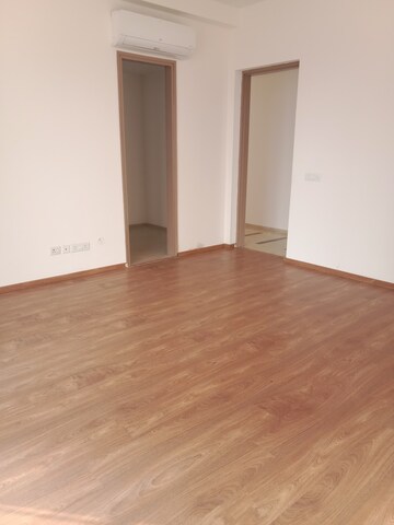 Room in 4 BHK Apartment at Vatika Sovereign Park, Sector 99 – for Sale
