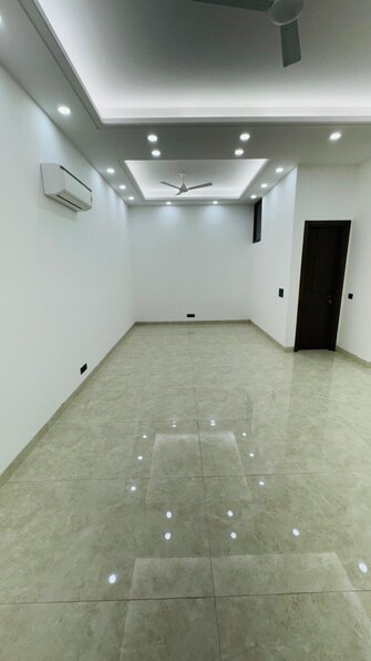 Commercial Office Space 200 Sq.Yd. For Resale in Green Park Delhi  7979371