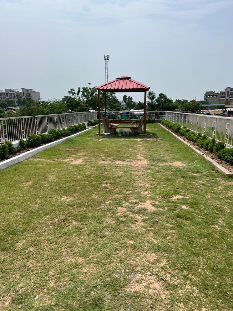 Garden, aura-homes 3 Bedroom 1625 Sq.Ft. Apartment In Patiala Road Zirakpur 7979392