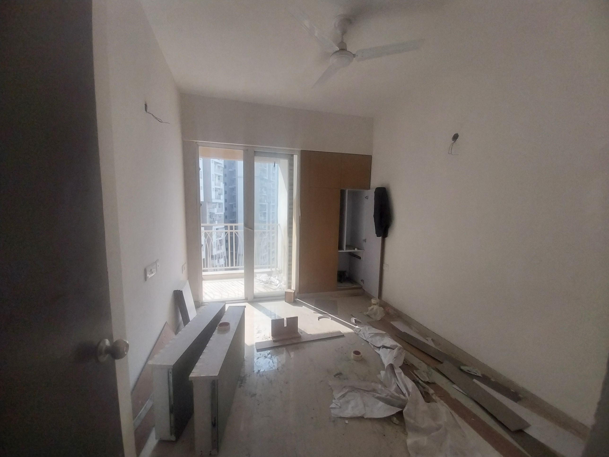 2 BHK Apartment For Sale in Mahagun Mywoods III
