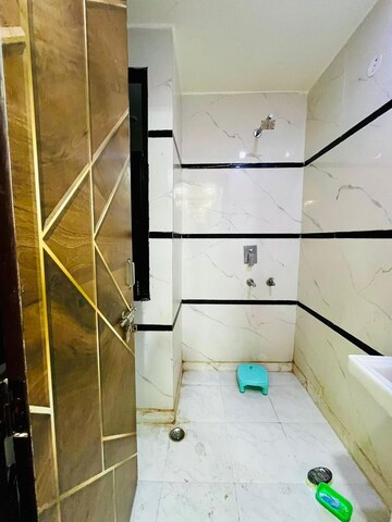 Bathroom in 2 BHK Builder Floor at Dwarka Mor – for Rent