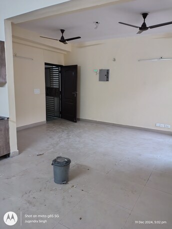 2 BHK Apartment For Rent in Aims Golf City Sector 75 Noida  7979484