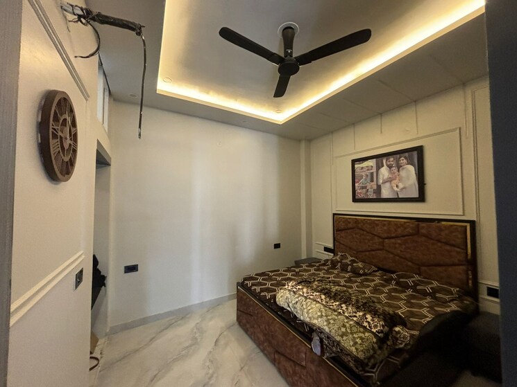Bedroom, sector 7 4 Bedroom 675 Sq.Ft. Independent House In Sector 7 Gurgaon 7979483