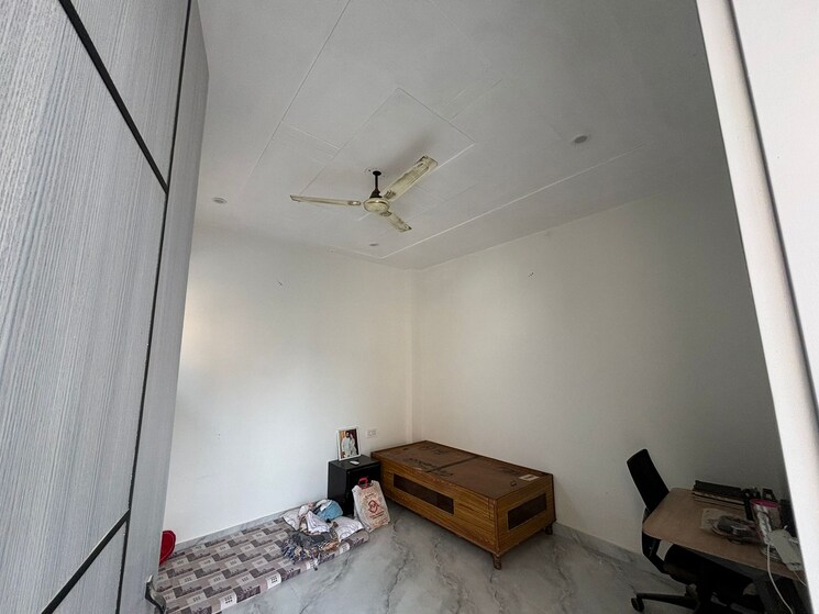 Room, sector 7 4 Bedroom 675 Sq.Ft. Independent House In Sector 7 Gurgaon 7979483