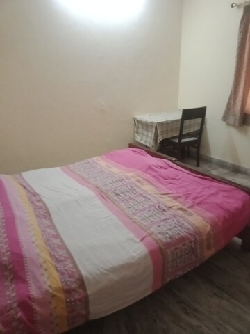 Bedroom in 1 BHK Villa at Aliganj – for Rent
