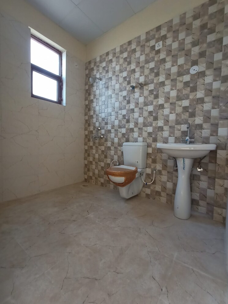  Parking, adore-legend 4 Bedroom 2040 Sq.Ft. Apartment In Sector 84 Faridabad 7979520