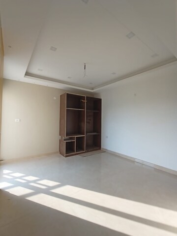 Room in 4 BHK Apartment at Adore Legend, Sector 84 – for Sale