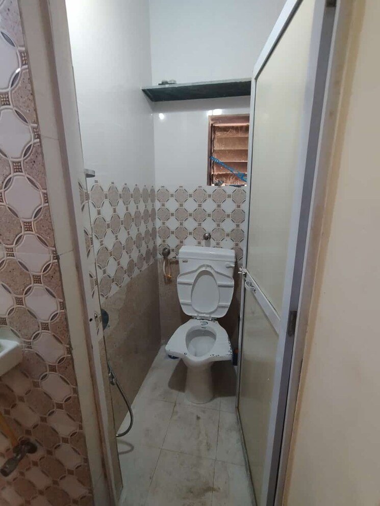 Bathroom, isha-chs-nerul 2 Bedroom 900 Sq.Ft. Apartment In Nerul Sector 15 Navi Mumbai 7979554