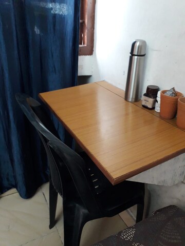   Pg at Sector 20 – for Rent