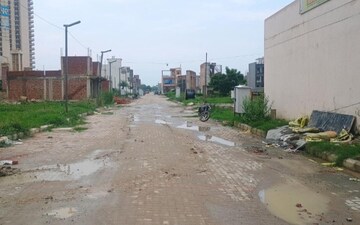 Plot For Sale in Upsidc Site B