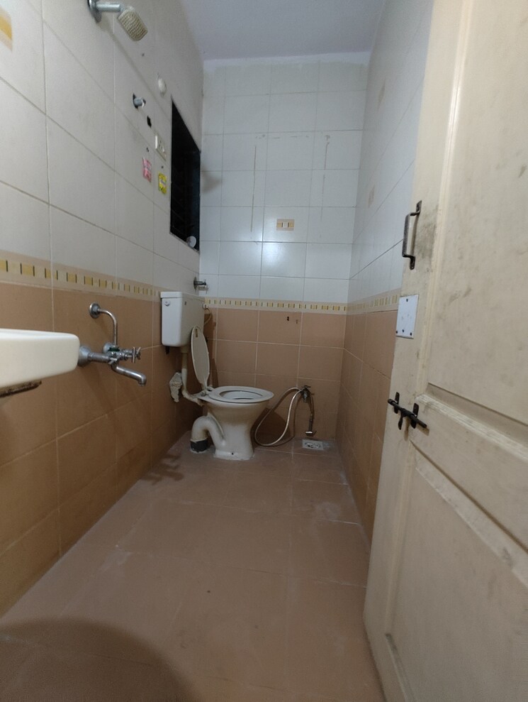 Bathroom, seawoods sector 44 2 Bedroom 1050 Sq.Ft. Apartment In Seawoods Sector 44 Navi Mumbai 7979577