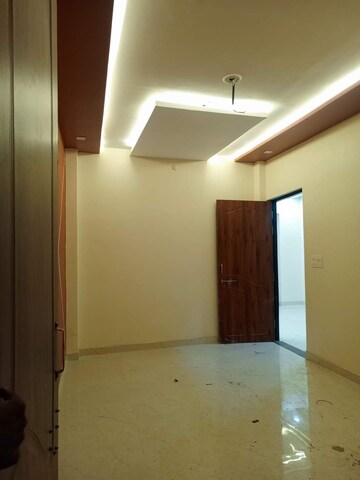 Room in 2 BHK Independent House at Gomti Nagar – for Sale
