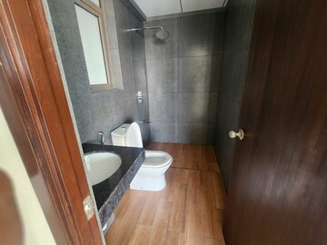 Kitchen in 2 BHK Apartment at Kalpataru Paramount, Kapur Bawdi – for Rent