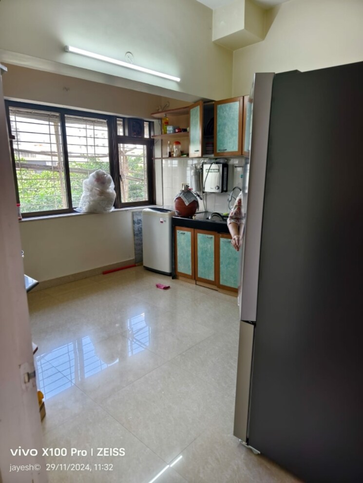 Room, patliputra-building 3 Bedroom 1100 Sq.Ft. Apartment In Andheri West Mumbai 7979692