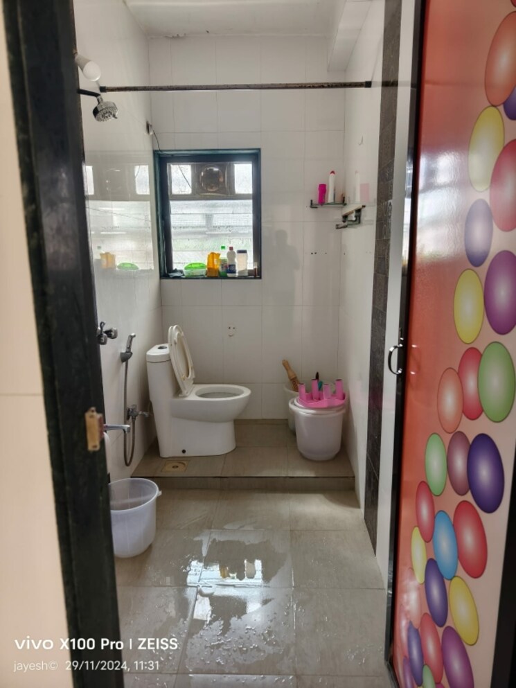 Bathroom, patliputra-building 3 Bedroom 1100 Sq.Ft. Apartment In Andheri West Mumbai 7979692