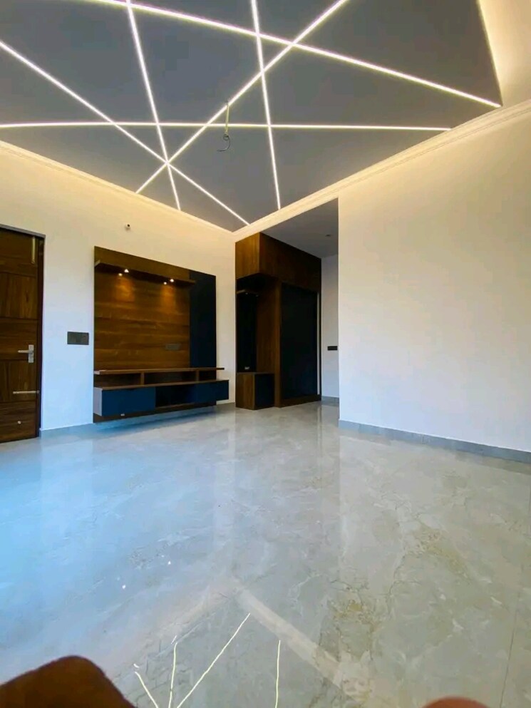 Room, sector 123 4 Bedroom 250 Sq.Yd. Independent House In Sector 123 Mohali 7979831