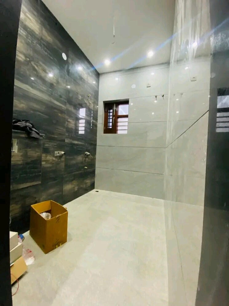 Bathroom, sector 123 4 Bedroom 250 Sq.Yd. Independent House In Sector 123 Mohali 7979831