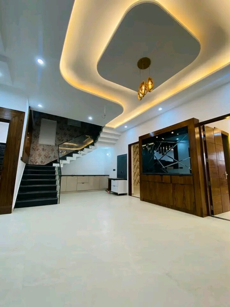 Living Room, sector 123 4 Bedroom 250 Sq.Yd. Independent House In Sector 123 Mohali 7979831