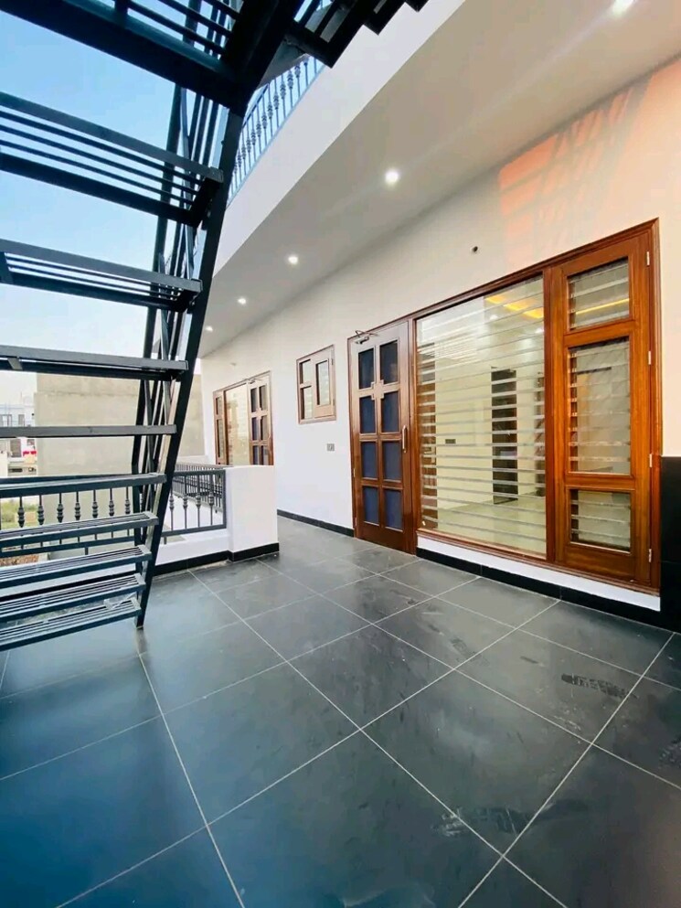 Balcony, sector 123 4 Bedroom 250 Sq.Yd. Independent House In Sector 123 Mohali 7979831