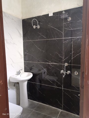 Bathroom in 3 BHK Independent House at Kharar – for Sale