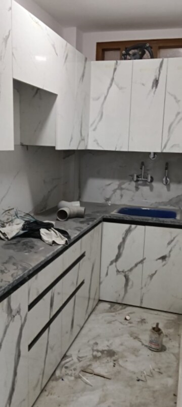 Kitchen in 2 BHK Builder Floor at Govindpuri – for Rent
