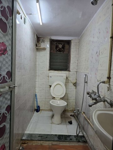 Bathroom in  Pg at Andheri East – for Rent