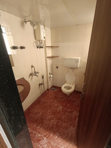 Bathroom in 3 BHK Apartment at Shree Krishna Heights Malad, Malad East – for Rent