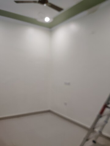 Master Bedroom in 2 BHK Independent House at Vikas Nagar – for Rent
