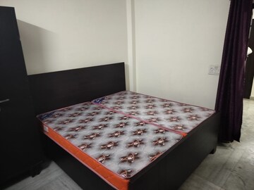 Bedroom in 1 BHK Builder Floor at RWA Residential Society, Sector 40 – for Rent