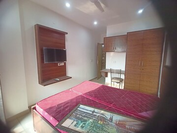 Bedroom in 2 BHK Apartment at Ansal Sushant Lok I, Sector 43 – for Rent