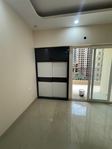 Room in 3 BHK Apartment at Ace Divino, Sector 1 Greater Noida – for Rent